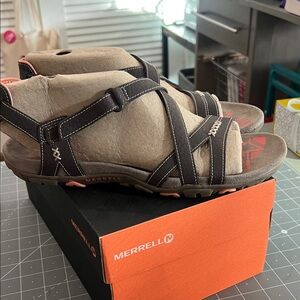 Merrell women's Brown and Black Strappy Sandals
